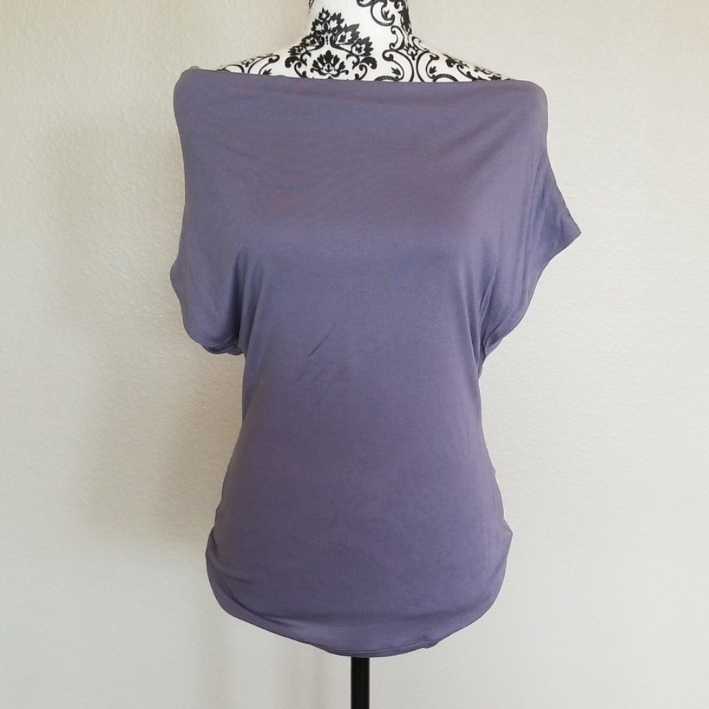 Off-the-shoulder top